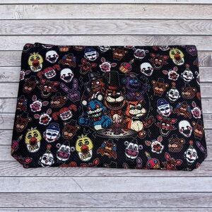 NEW Five Nights at Freddy’s makeup / travel zippered bag